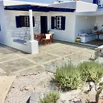 B - Kamari Village Aliko Beach