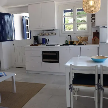 Διαμέρισμα B - Kamari Village