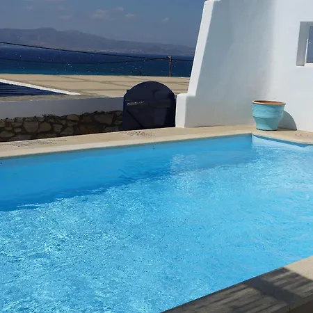 B - Kamari Village Daire Aliko Beach