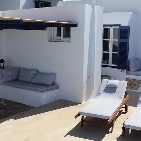 アパート B - Kamari Village