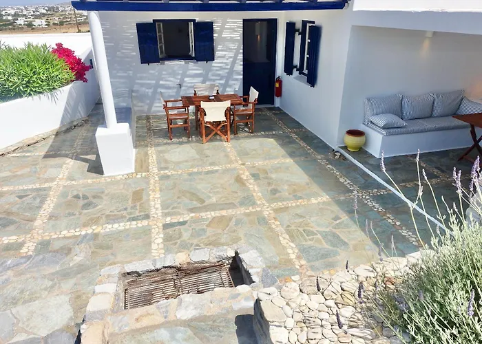 B - Kamari Village Παραλία Αλικό