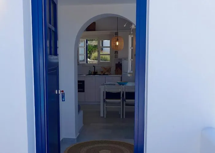 B - Kamari Village Διαμέρισμα *