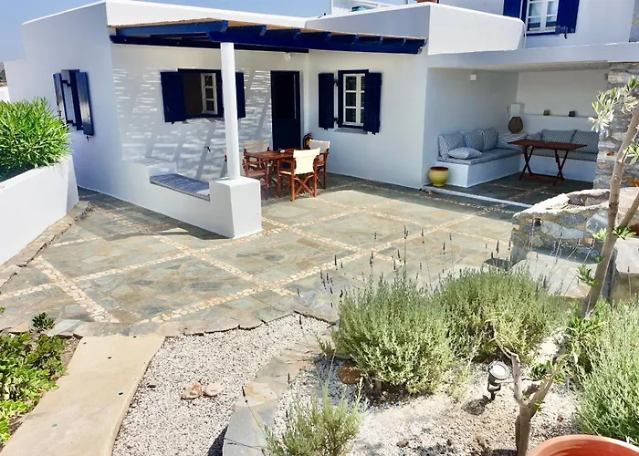 B - Kamari Village Παραλία Αλικό