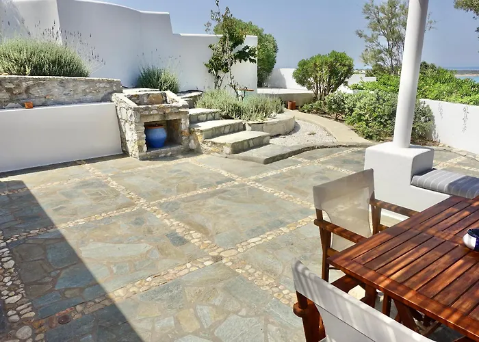 B - Kamari Village * Παραλία Αλικό