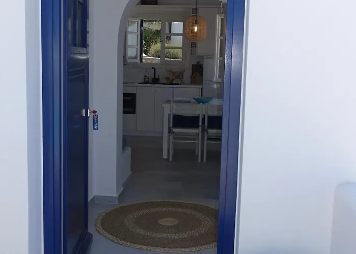 B - Kamari Village Παραλία Αλικό