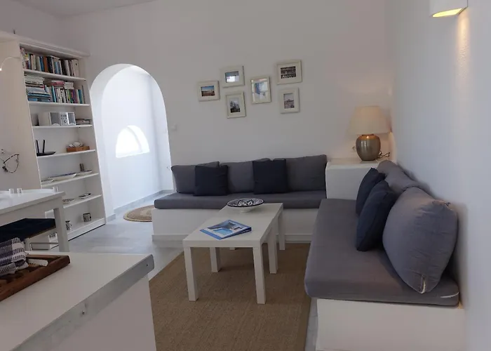 B - Kamari Village *